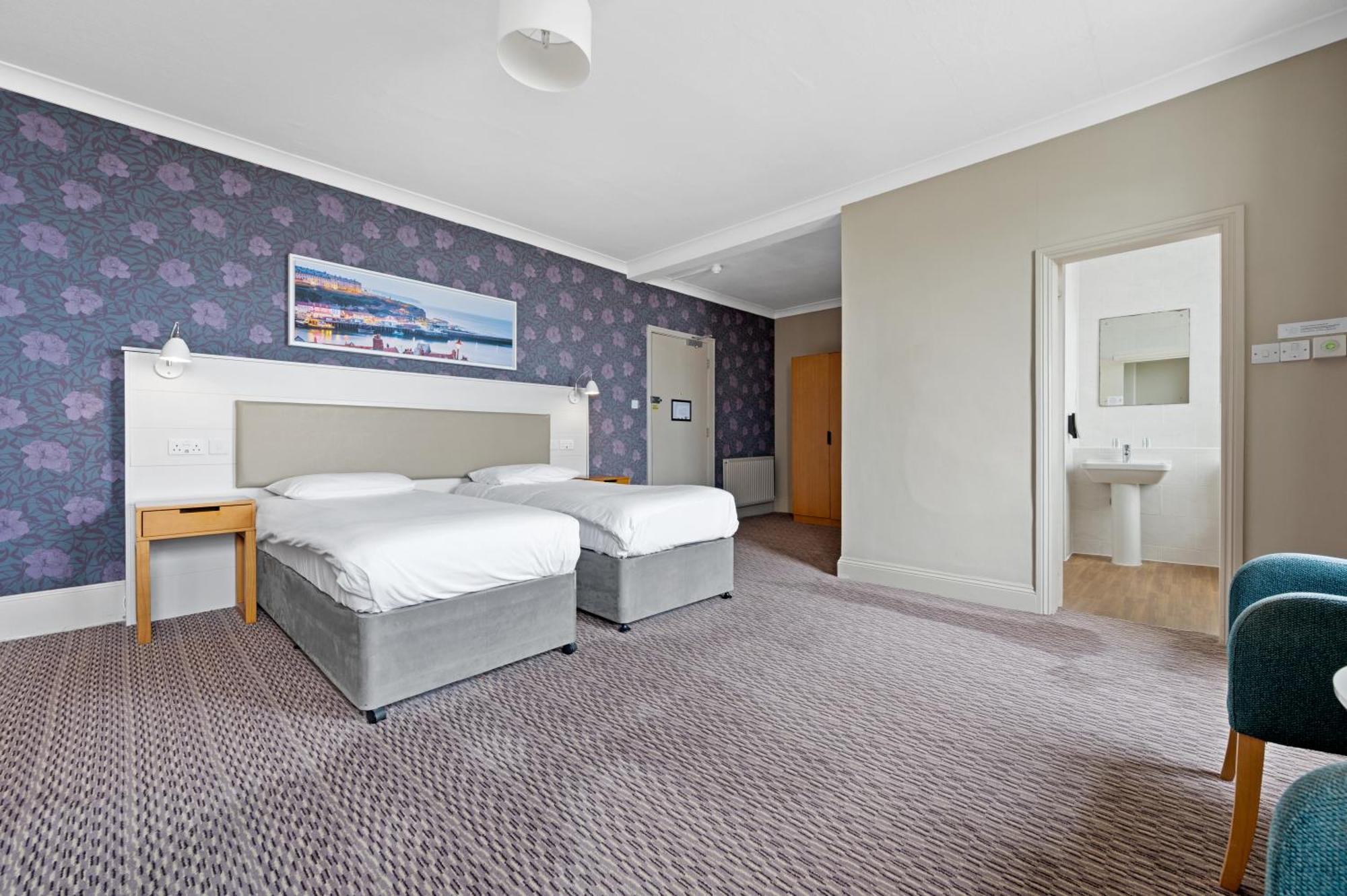 Hotel Royal Whitby Zewnętrze zdjęcie