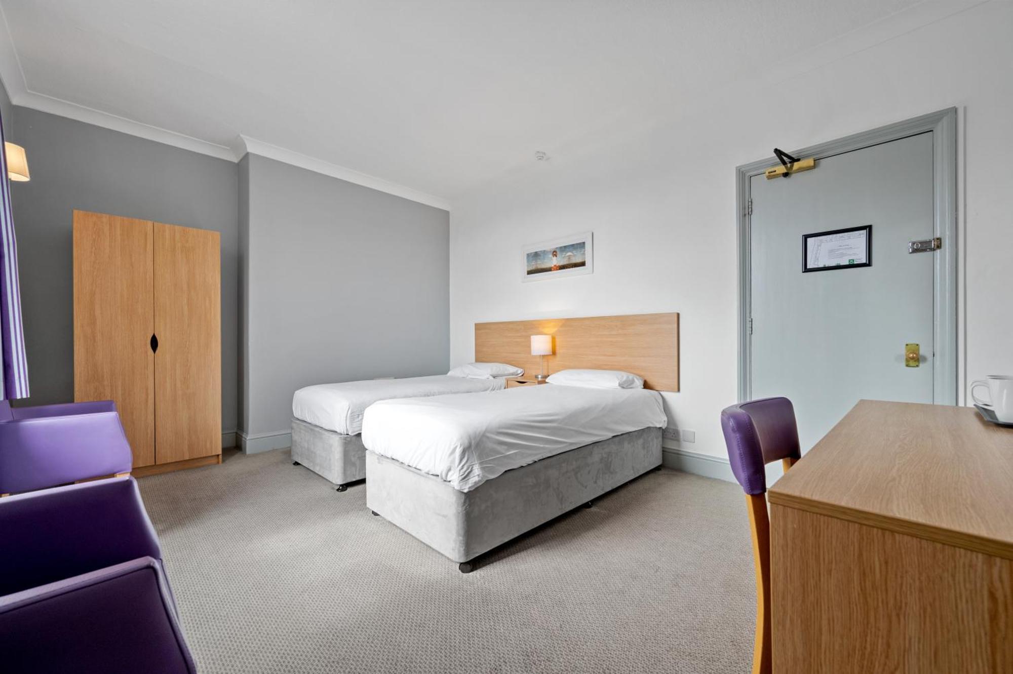 Hotel Royal Whitby Zewnętrze zdjęcie