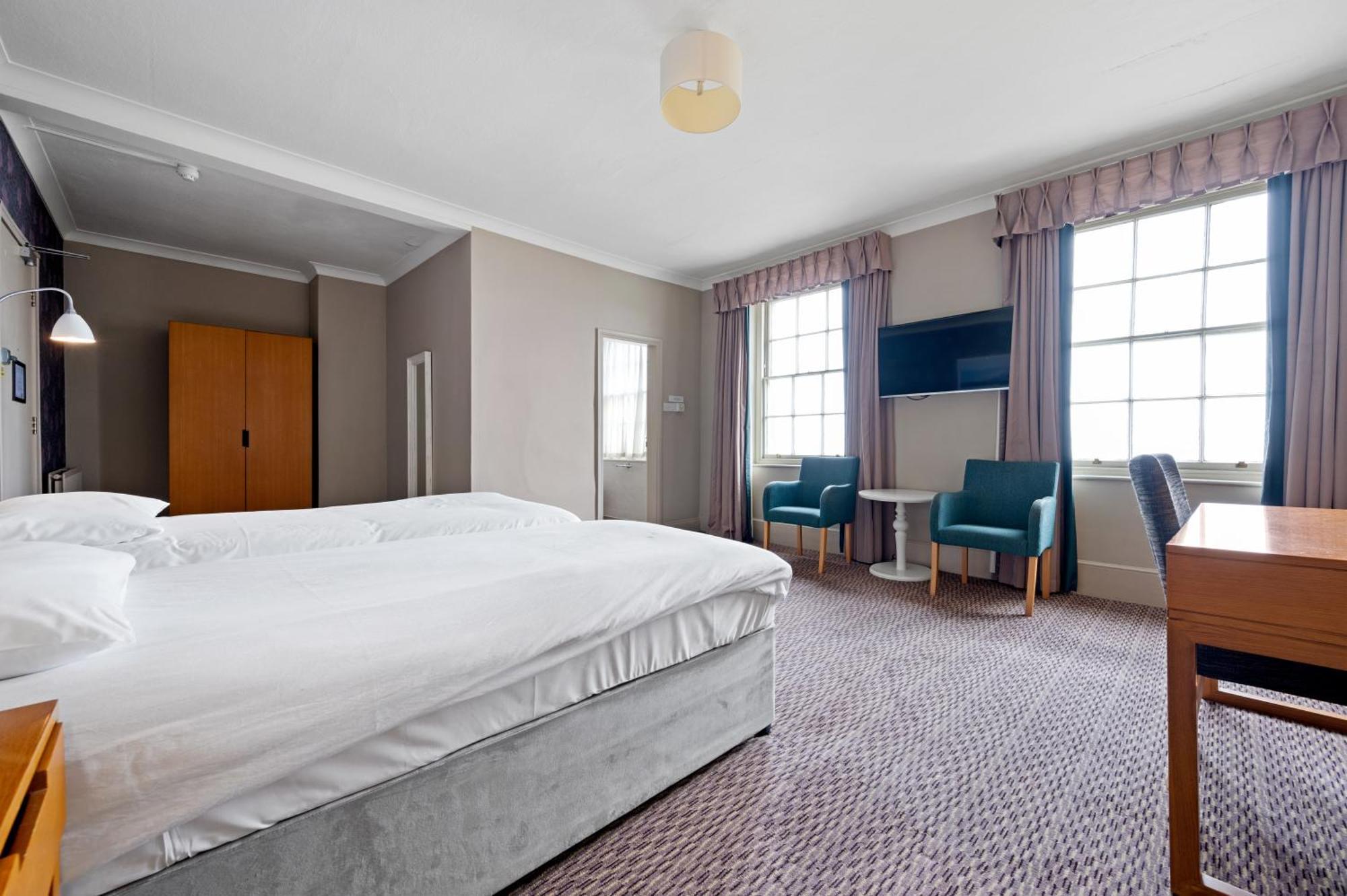 Hotel Royal Whitby Zewnętrze zdjęcie